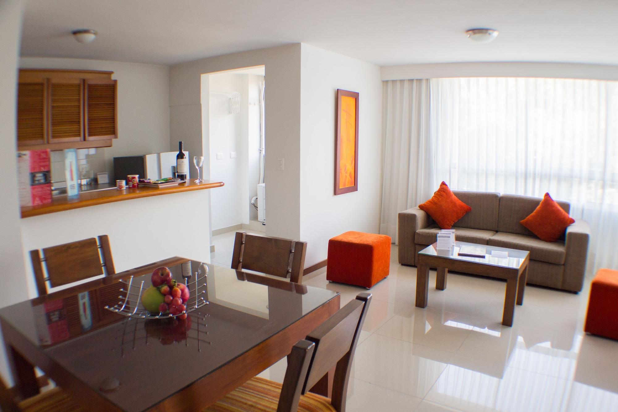 Portal Del Rodeo Apartahotel 메딜린 외부 사진