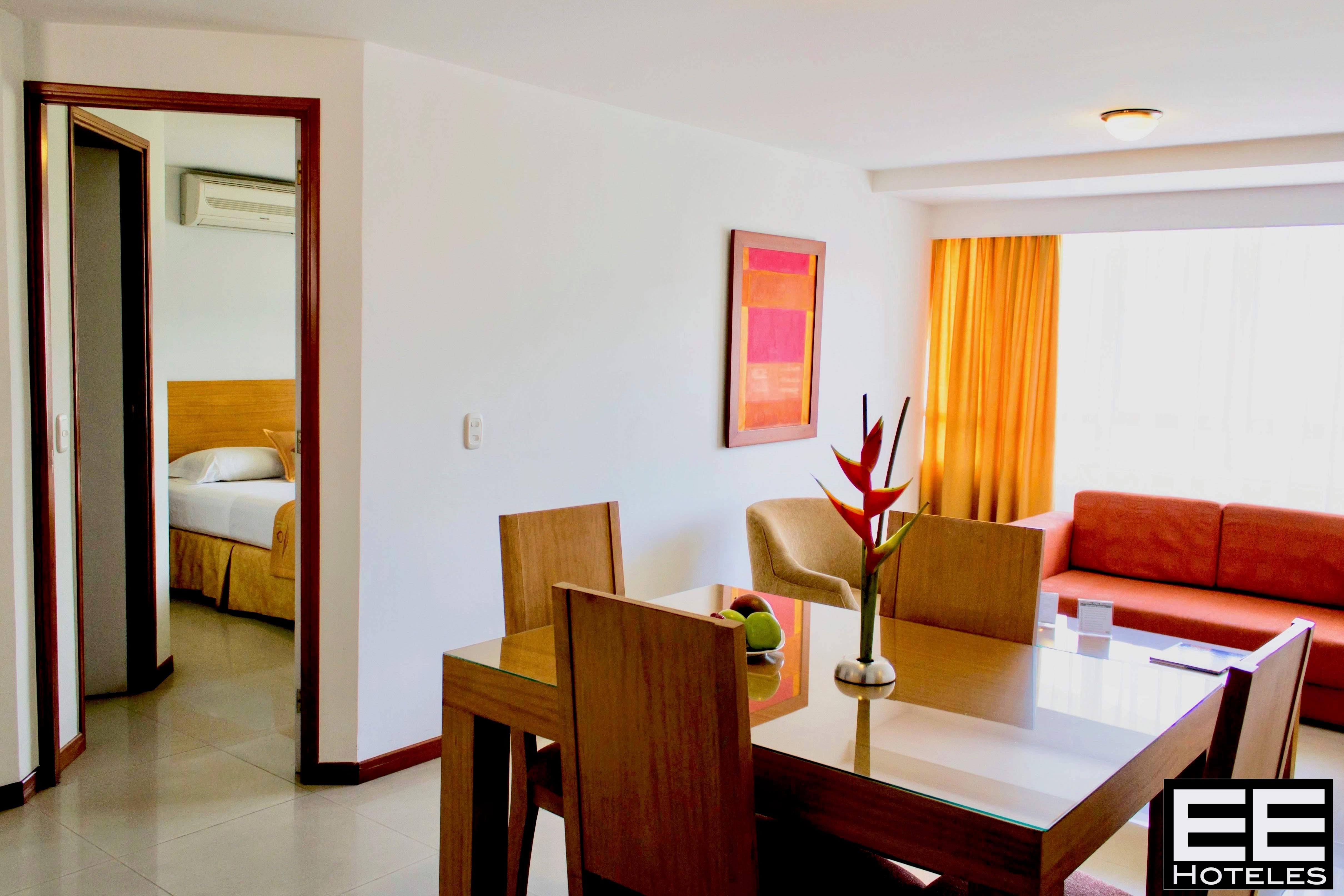 Portal Del Rodeo Apartahotel 메딜린 외부 사진