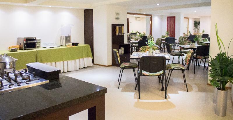 Portal Del Rodeo Apartahotel 메딜린 외부 사진